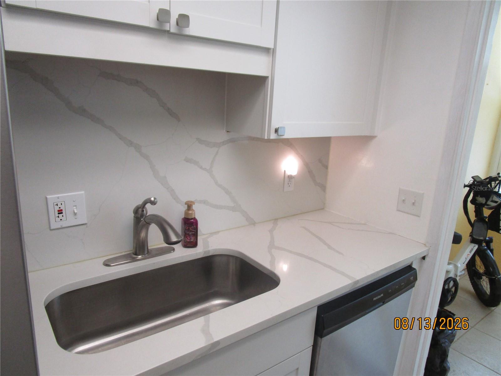 1900 59th Ave N #115 Property Photo 13