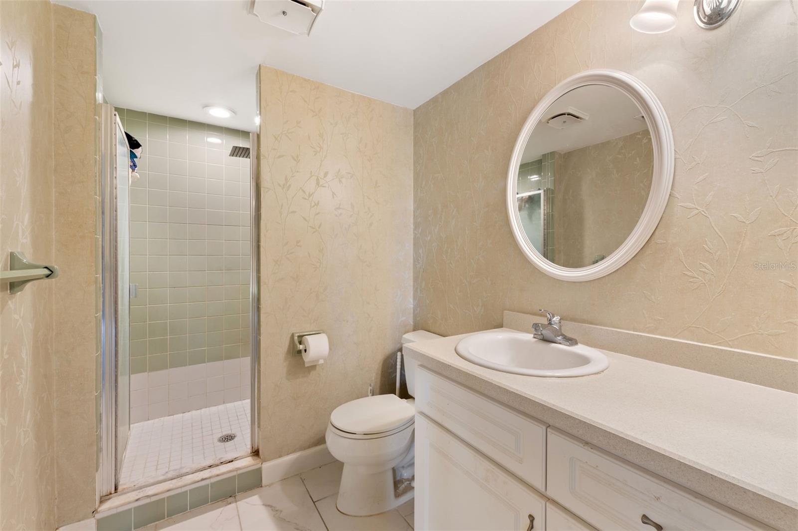 719 Cordova Grn #719 Property Photo 11