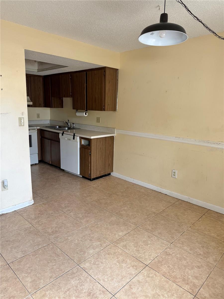 7242 Stone Haven Ct N #7242 Property Photo 8