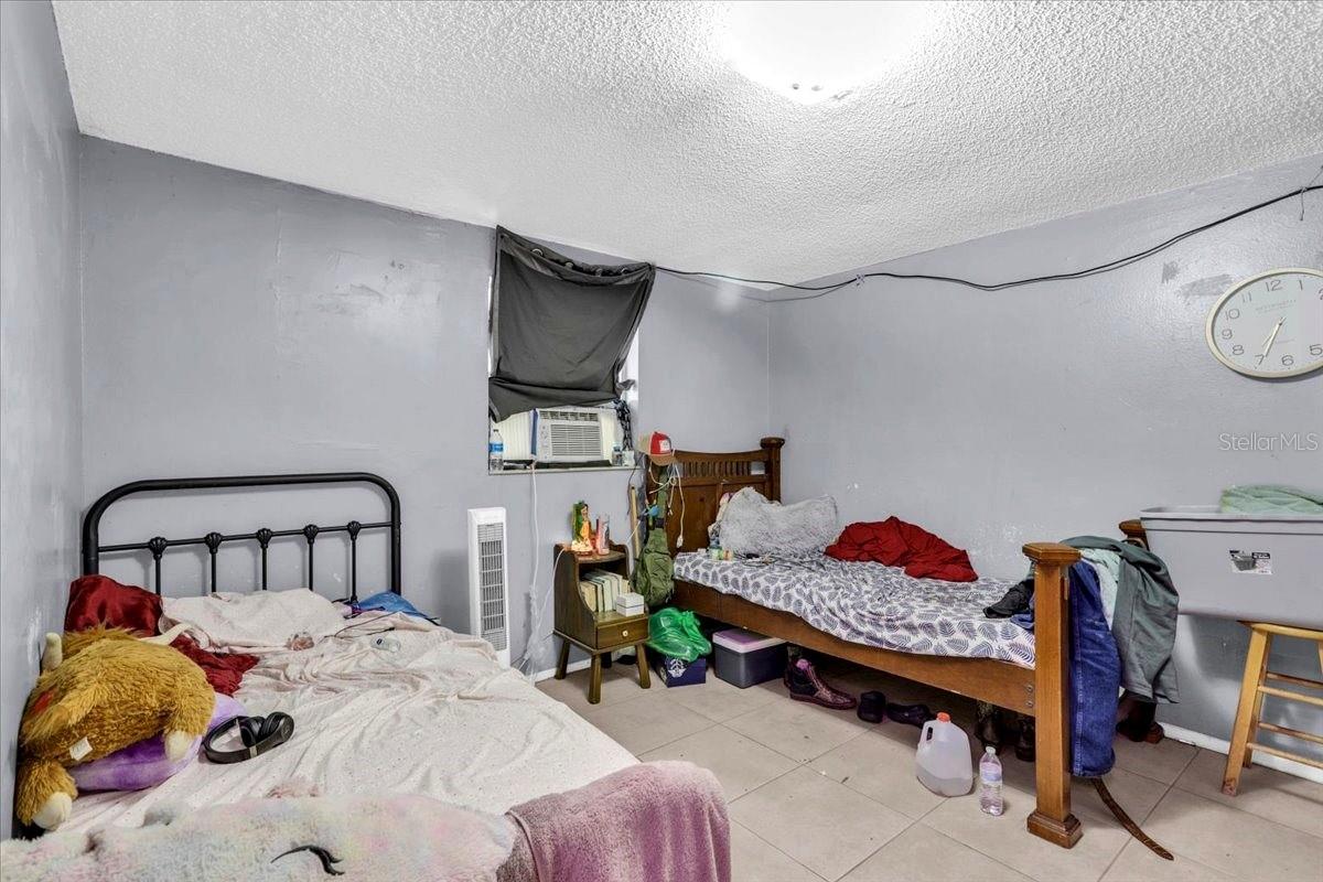 4306 9th St E Property Photo 17