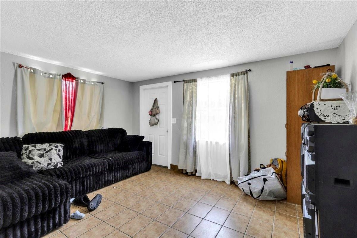 4306 9th St E Property Photo 27