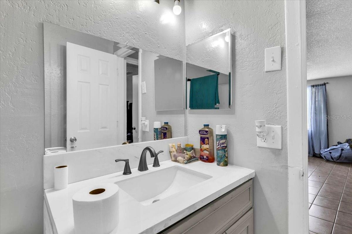 4306 9th St E Property Photo 39