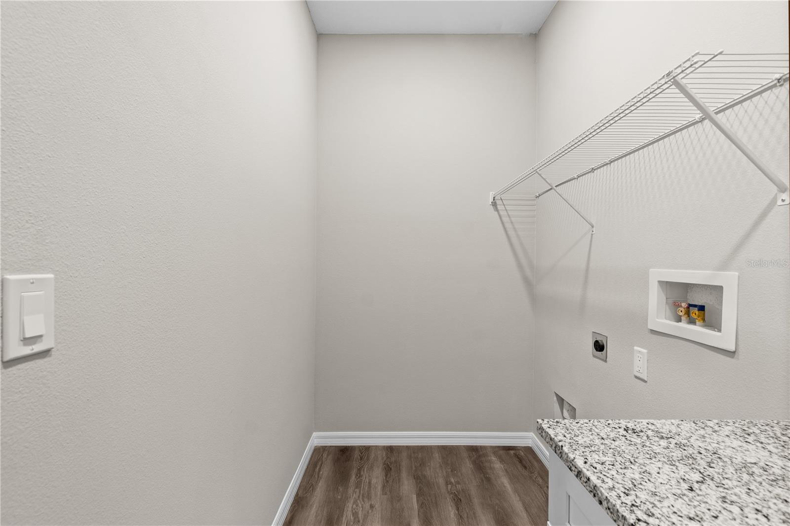 5013 Finders Ct Property Photo 27