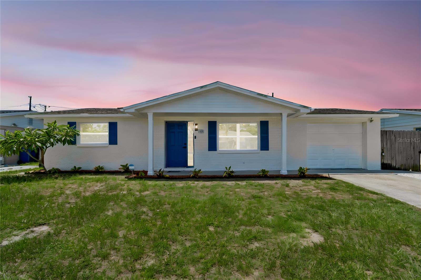 1467 Classic Dr Property Photo 1