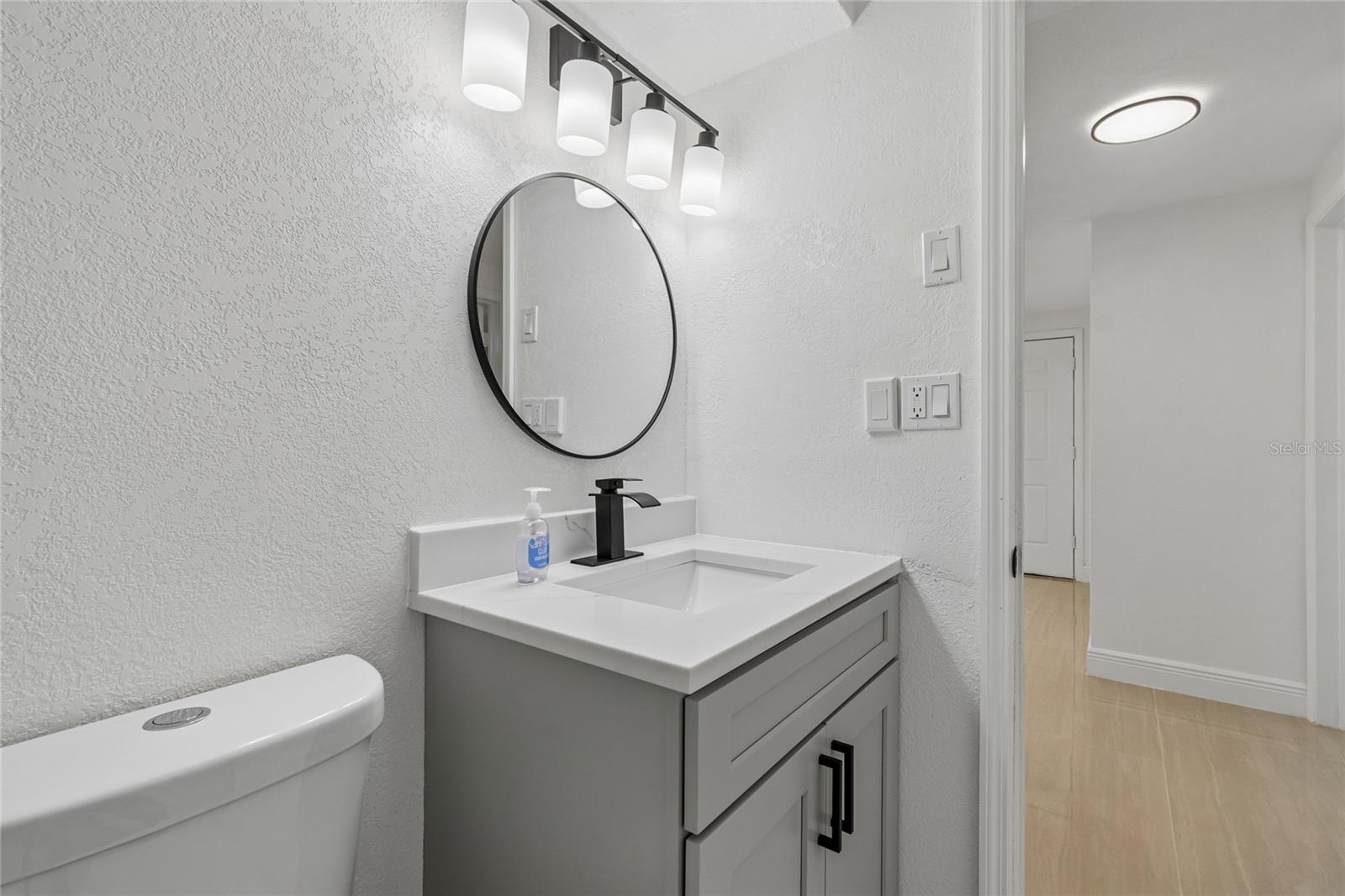 1467 Classic Dr Property Photo 29