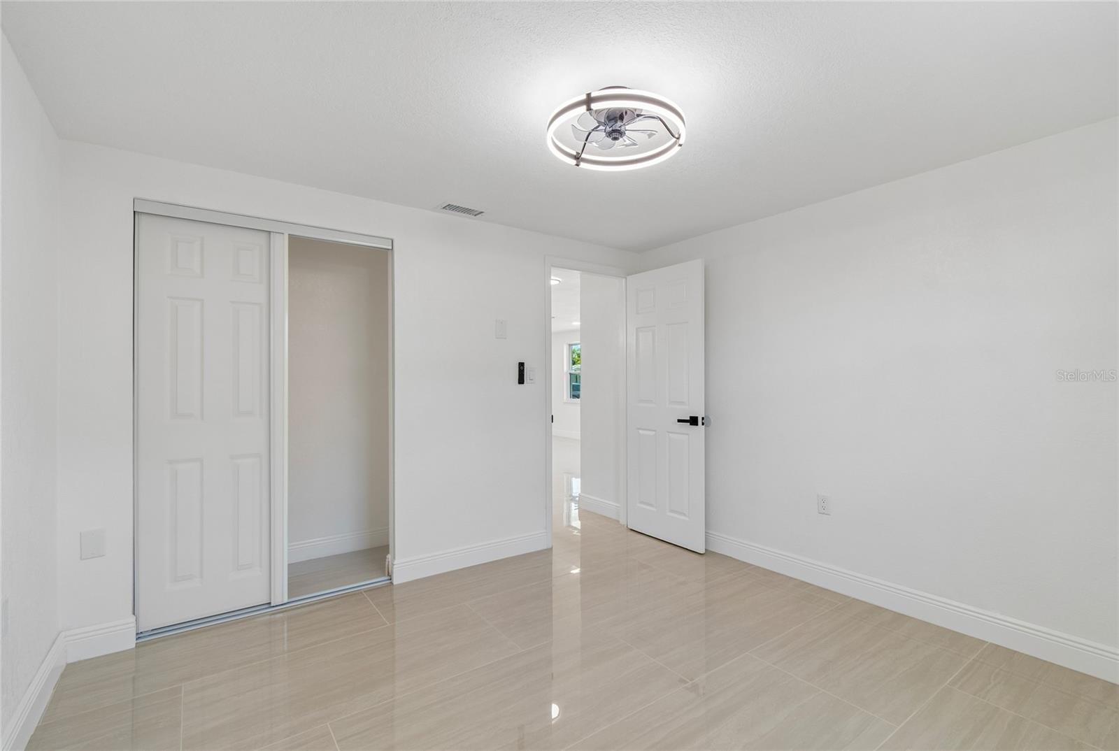 1467 Classic Dr Property Photo 33