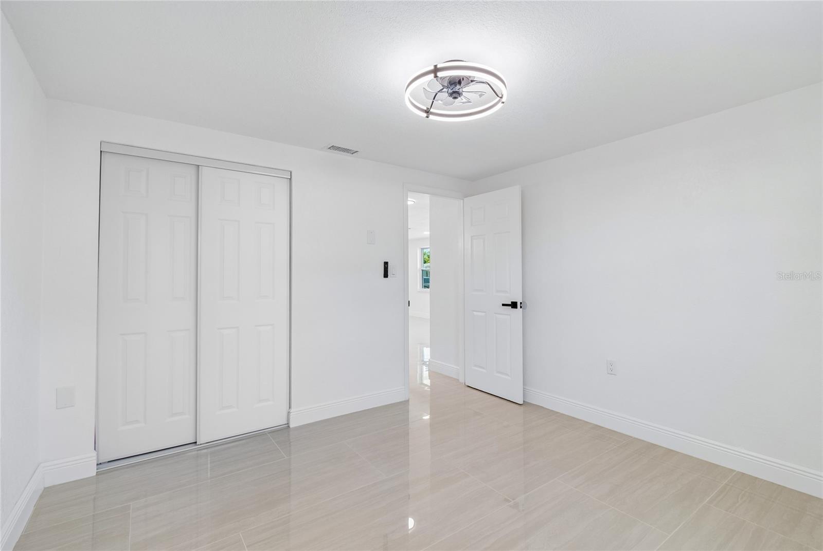 1467 Classic Dr Property Photo 34