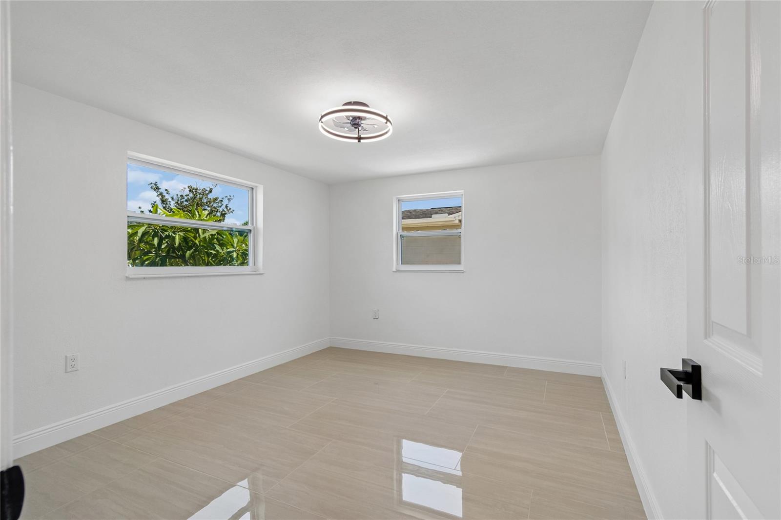 1467 Classic Dr Property Photo 37