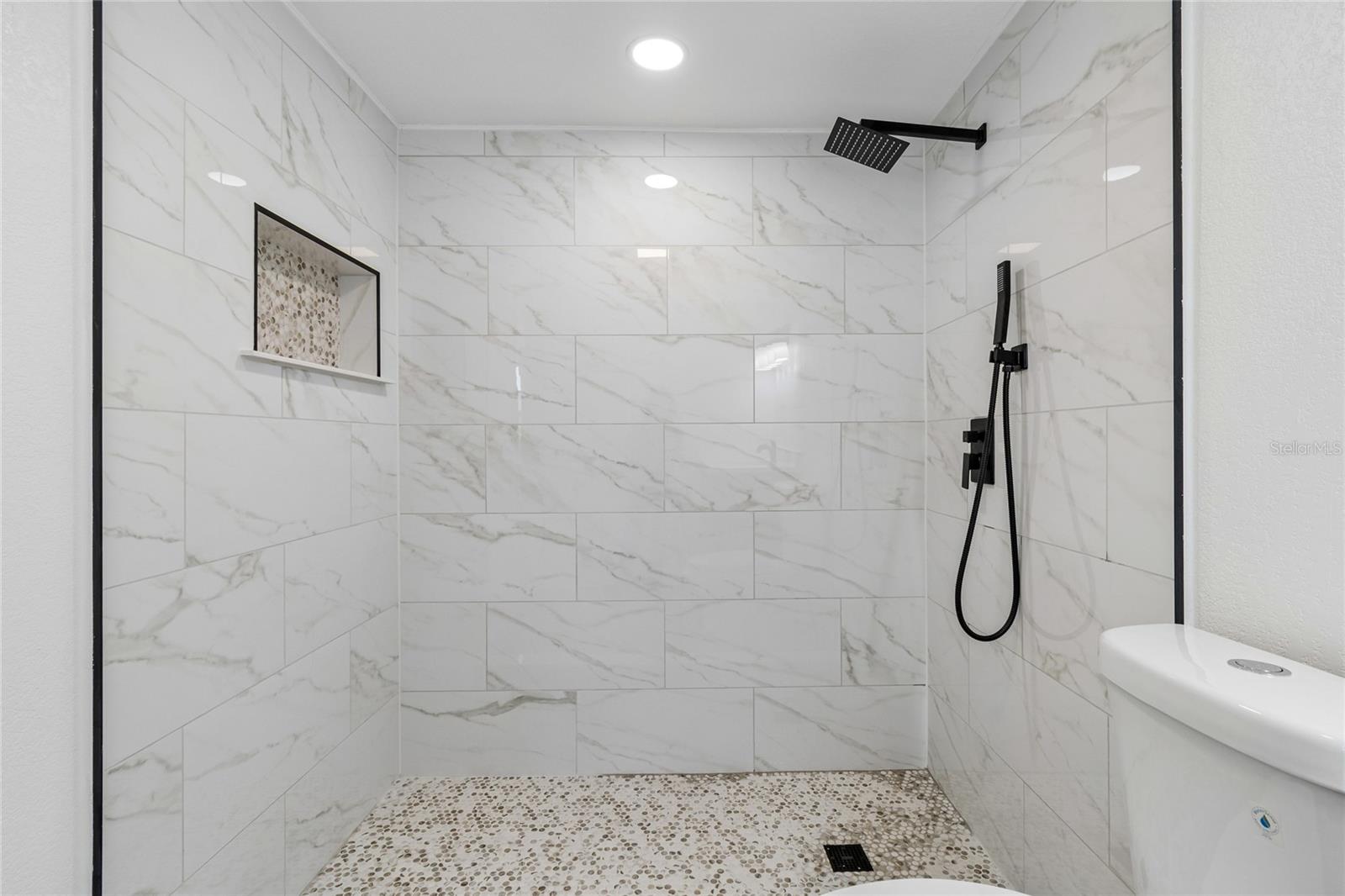 1467 Classic Dr Property Photo 53