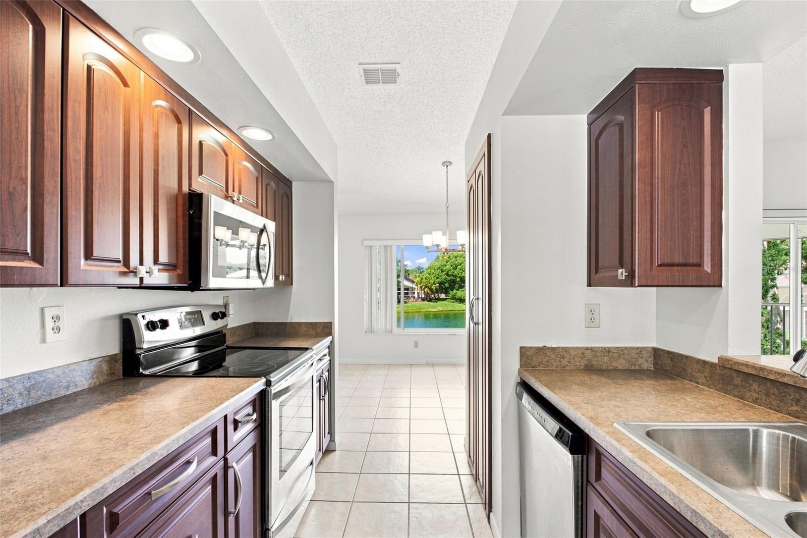 3588 Indigo Pond Dr #12 Property Photo 40