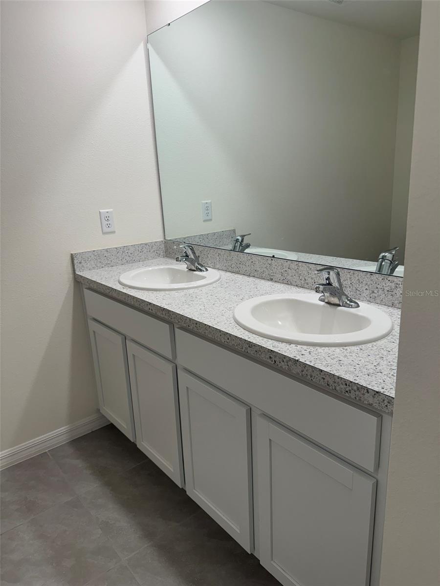 1663 Hazy Sea Dr Property Photo 23