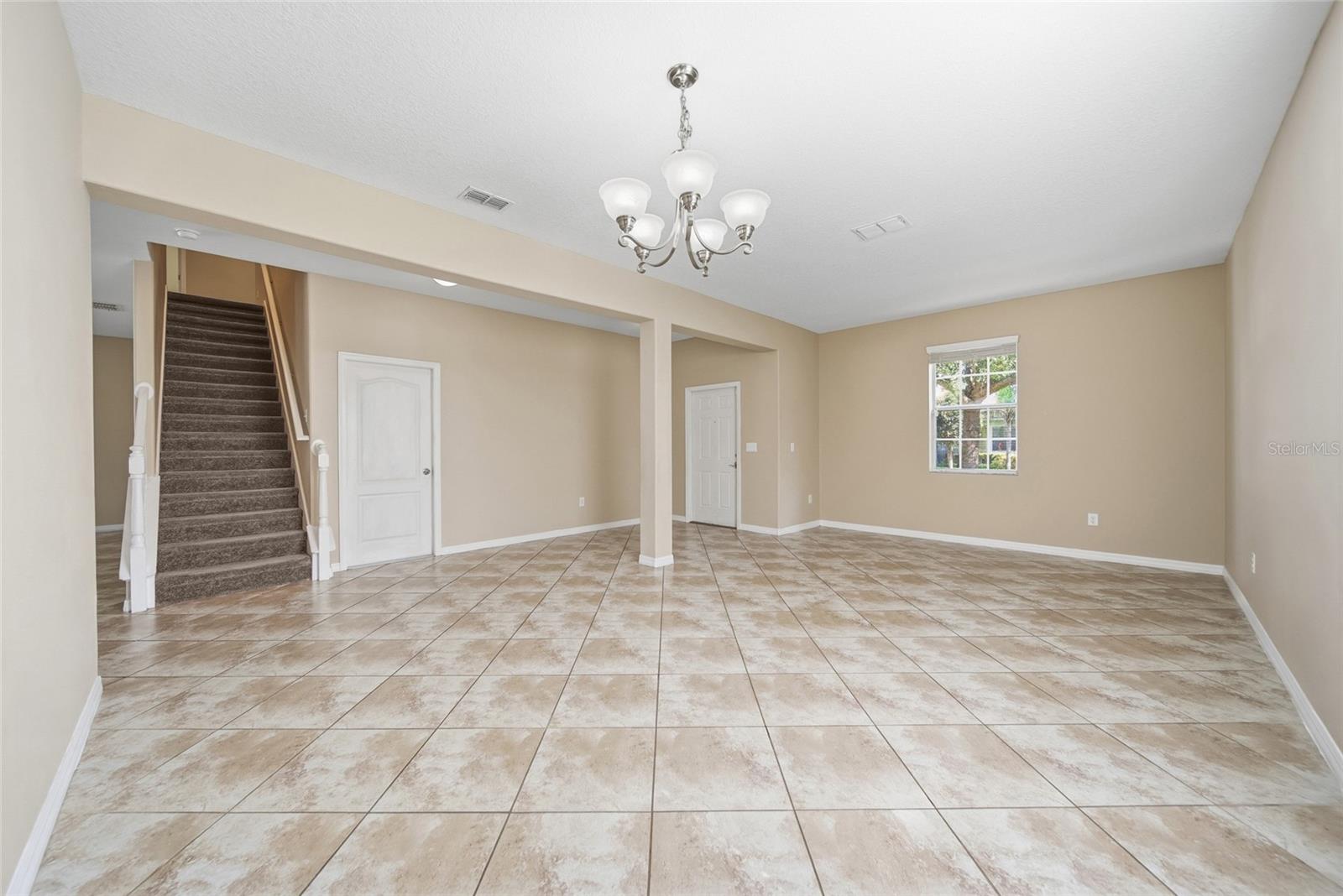 12125 Streambed Dr Property Photo 10