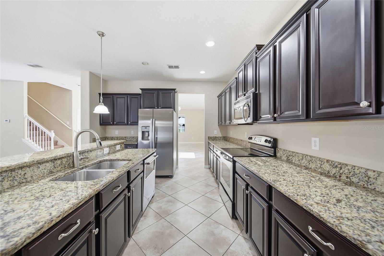 12125 Streambed Dr Property Photo 17