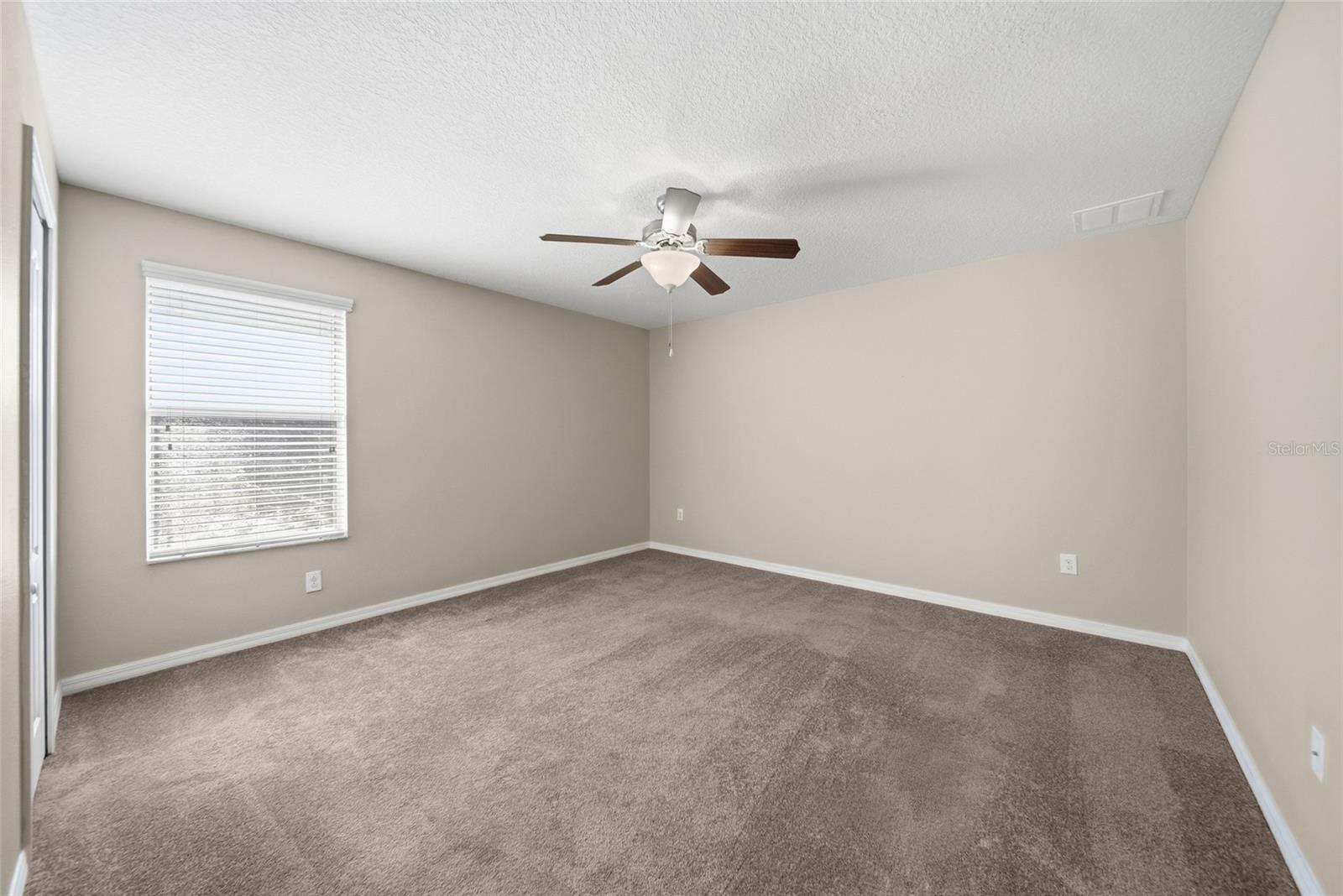 12125 Streambed Dr Property Photo 29