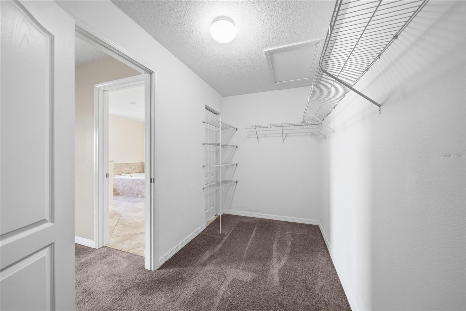 12125 Streambed Dr Property Photo 46