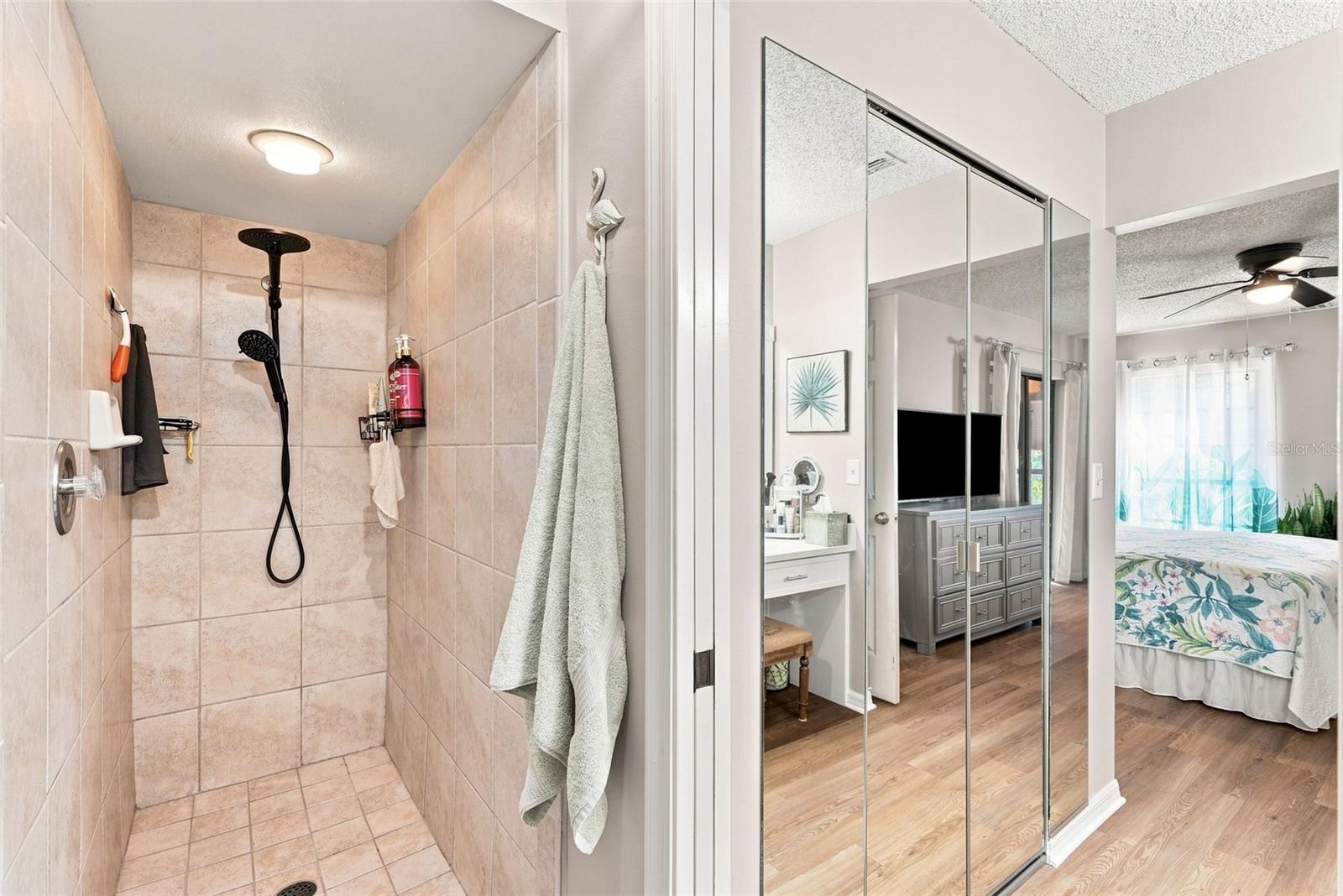 1801 E Lake Rd #17c Property Photo 23