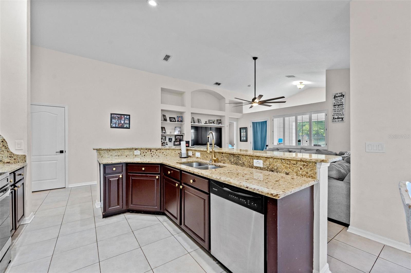 18843 Maisons Dr Property Photo 14