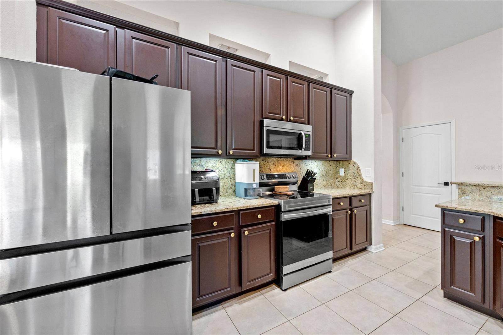 18843 Maisons Dr Property Photo 15