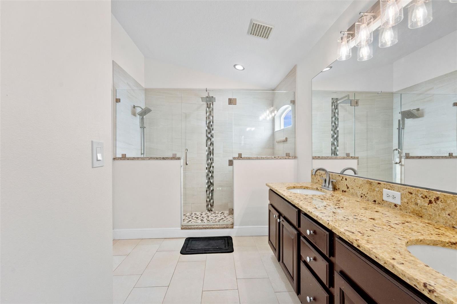 18843 Maisons Dr Property Photo 21