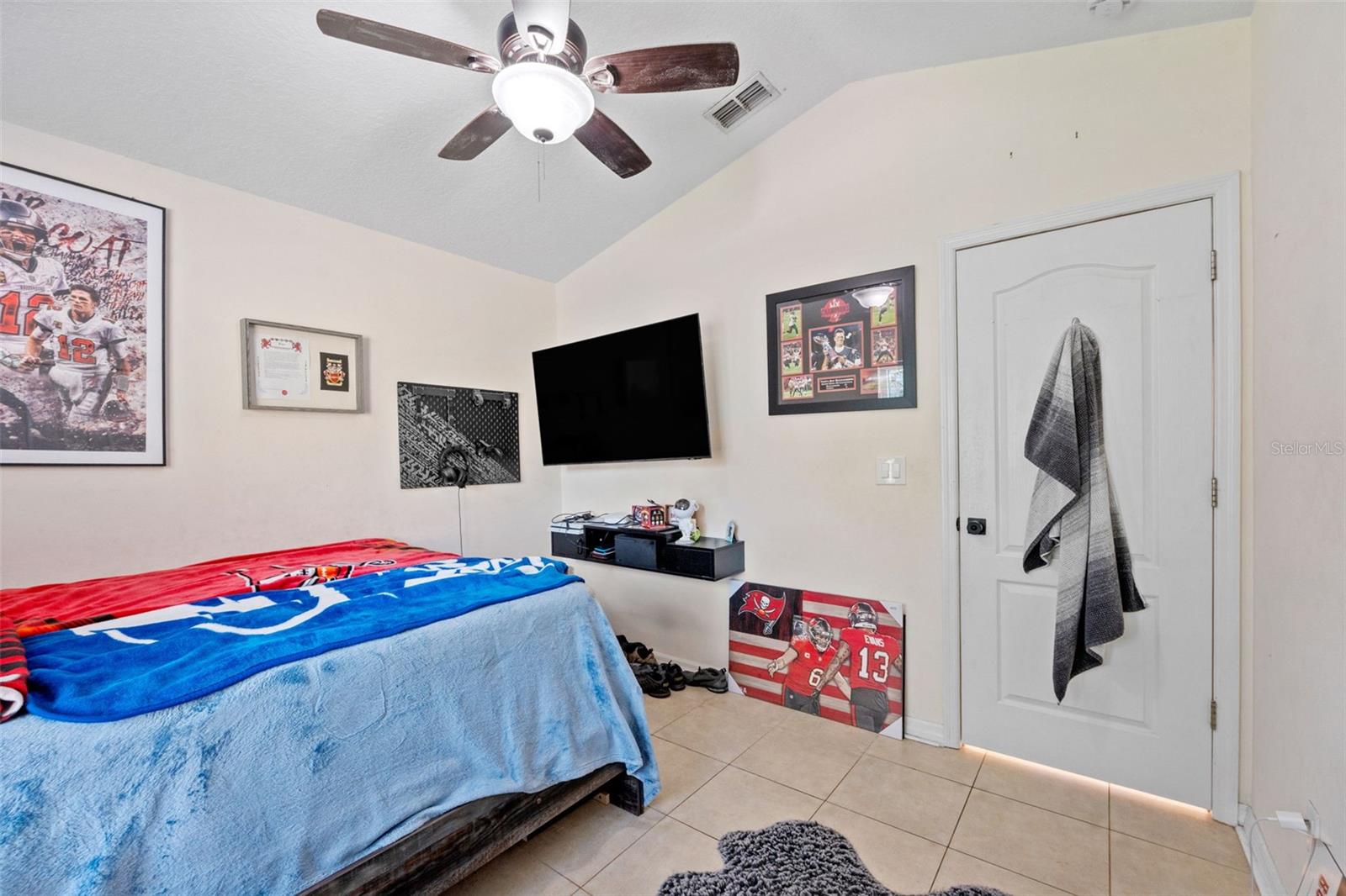 18843 Maisons Dr Property Photo 26
