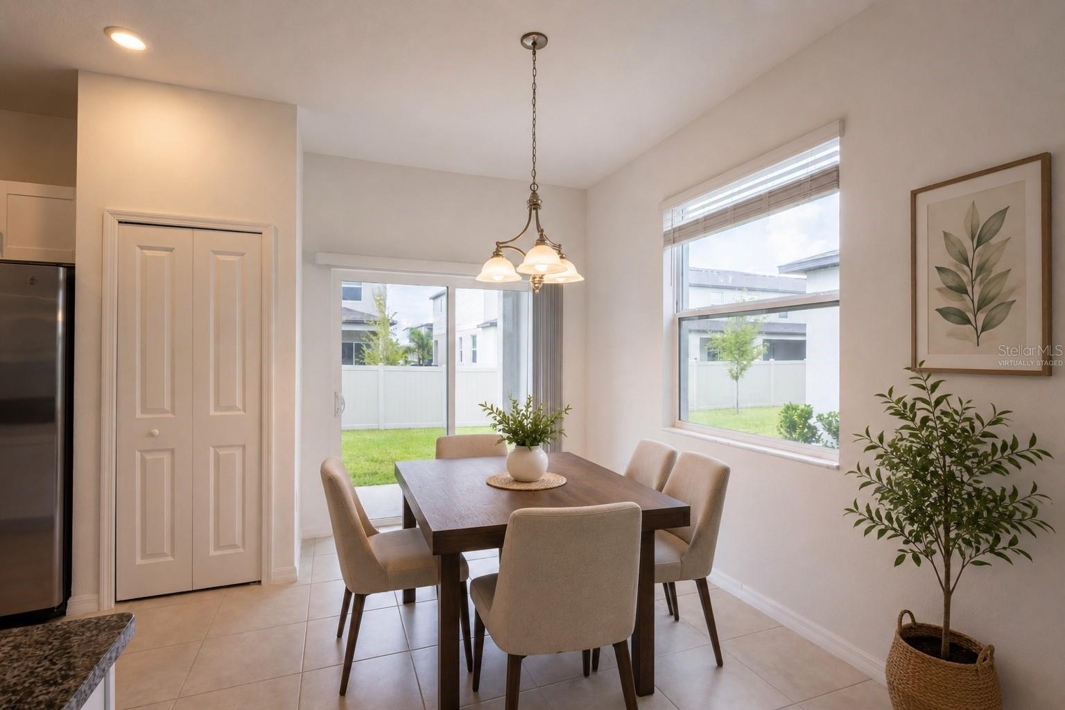 2626 Sunray Venus Way Property Photo 3