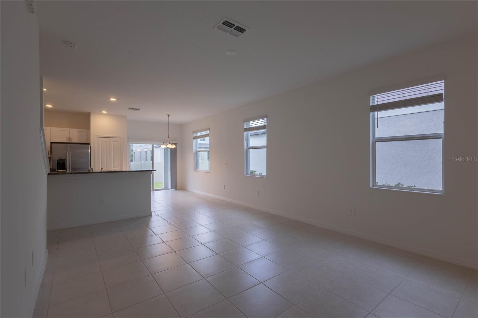 2626 Sunray Venus Way Property Photo 6