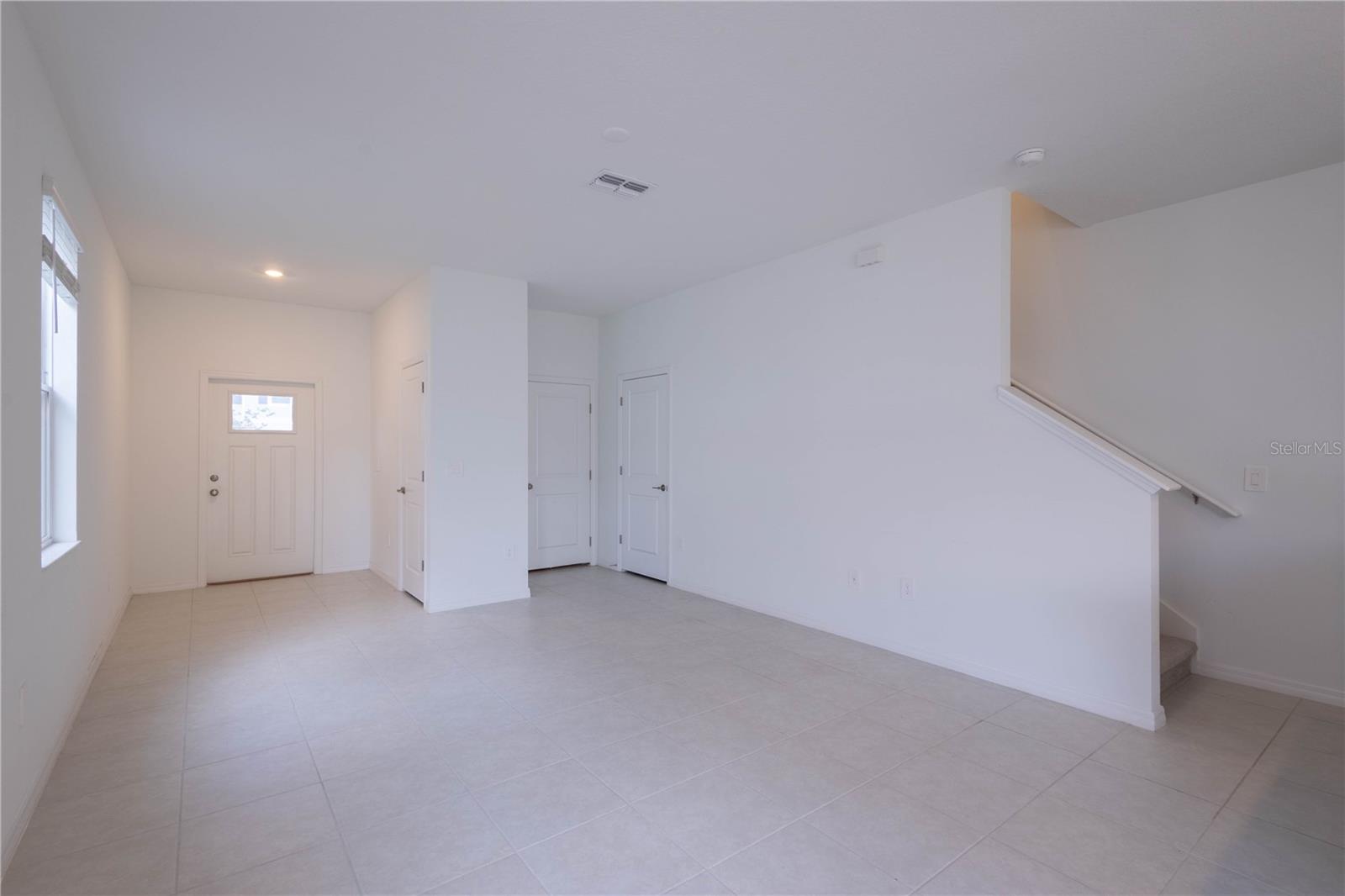 2626 Sunray Venus Way Property Photo 8