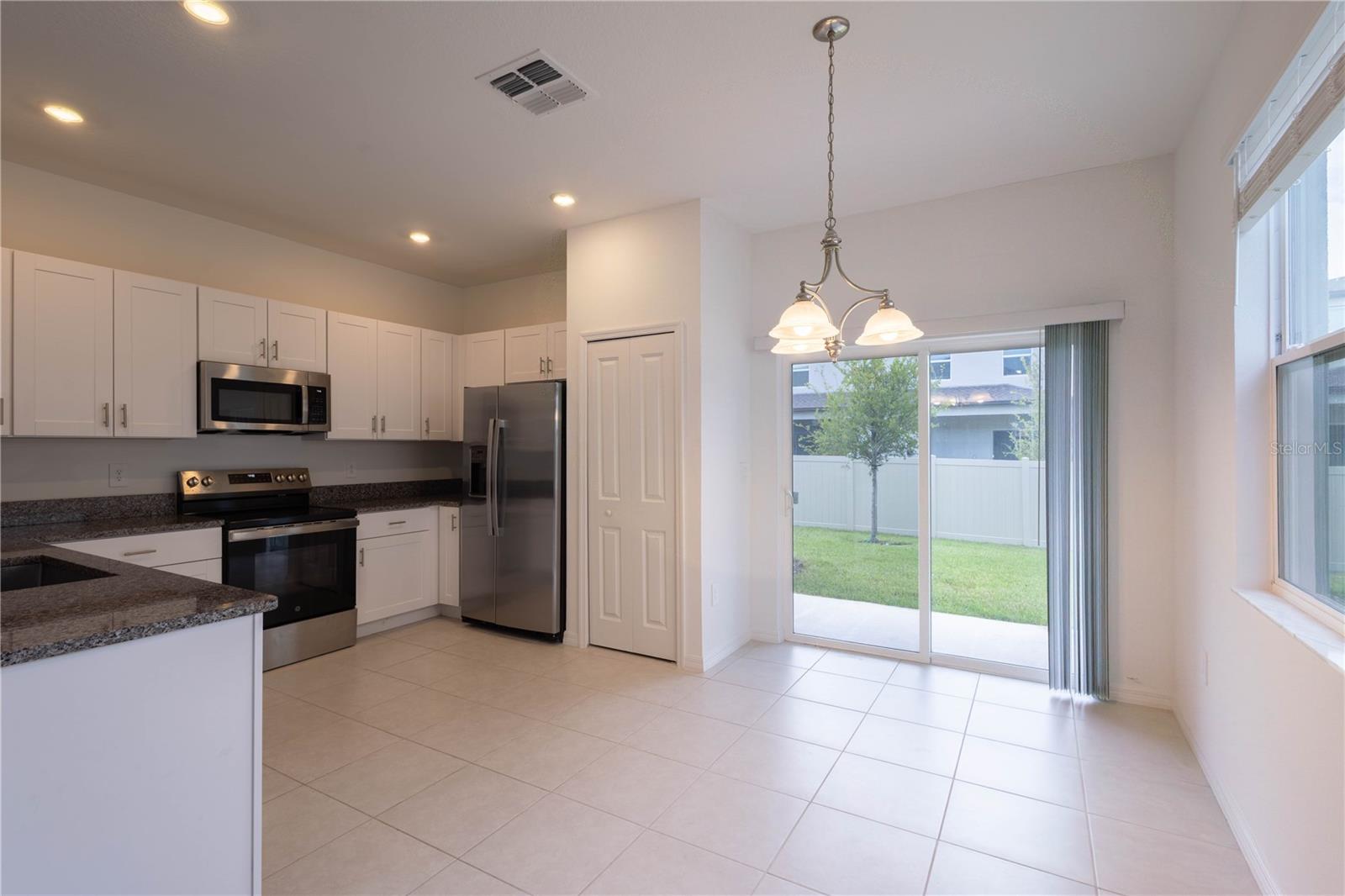 2626 Sunray Venus Way Property Photo 9