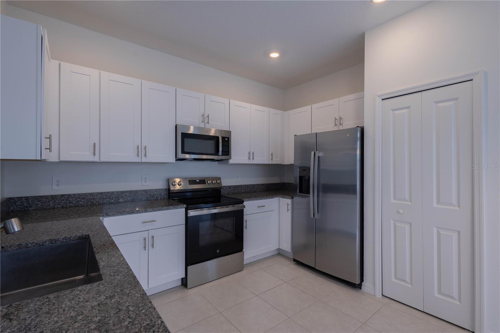 2626 Sunray Venus Way Property Photo 14