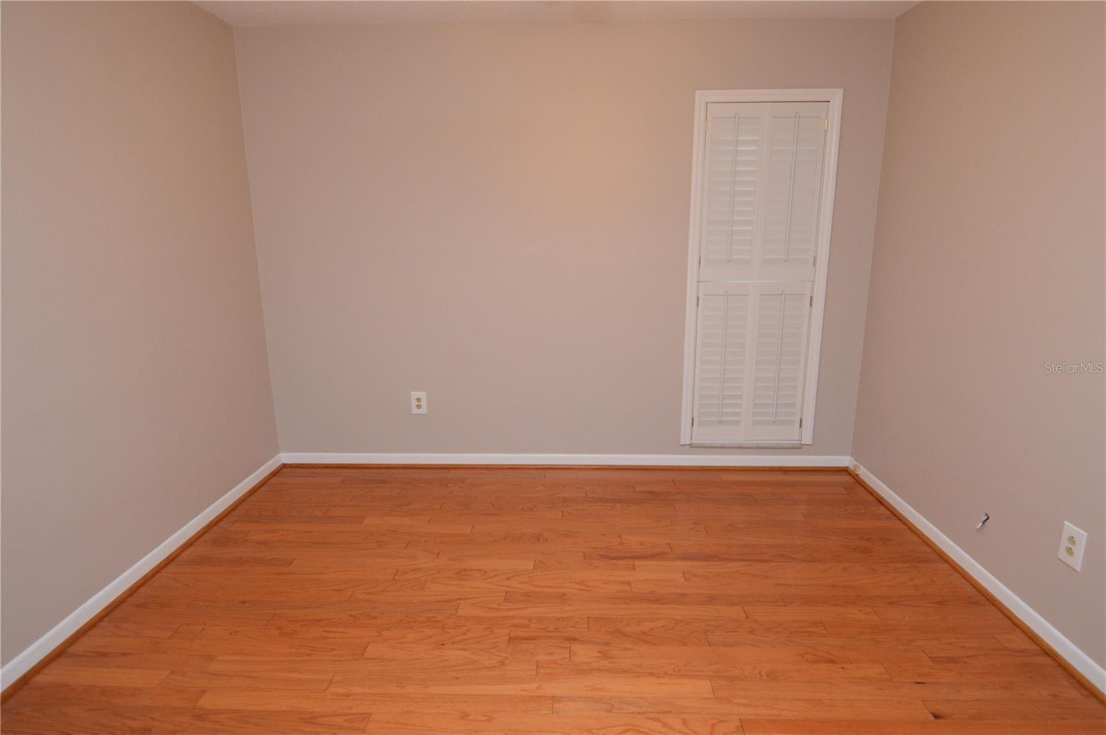 981 Damrosch St Property Photo 25