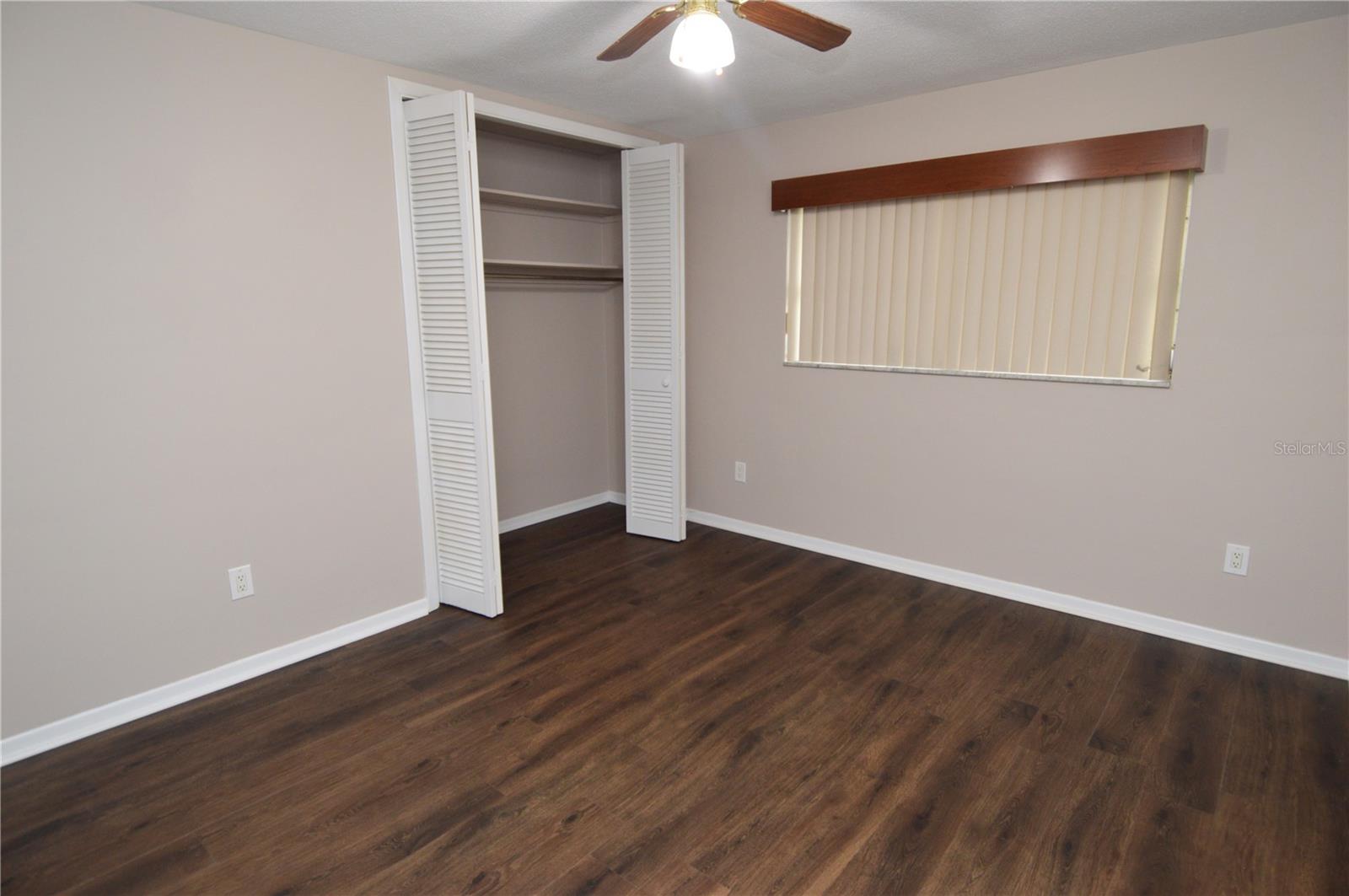 981 Damrosch St Property Photo 38