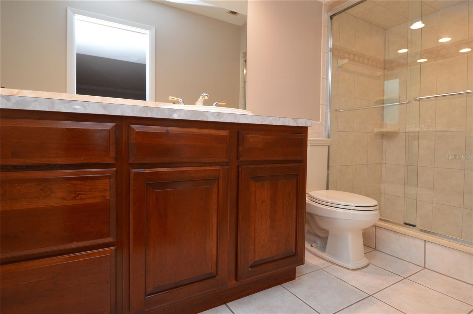 981 Damrosch St Property Photo 61