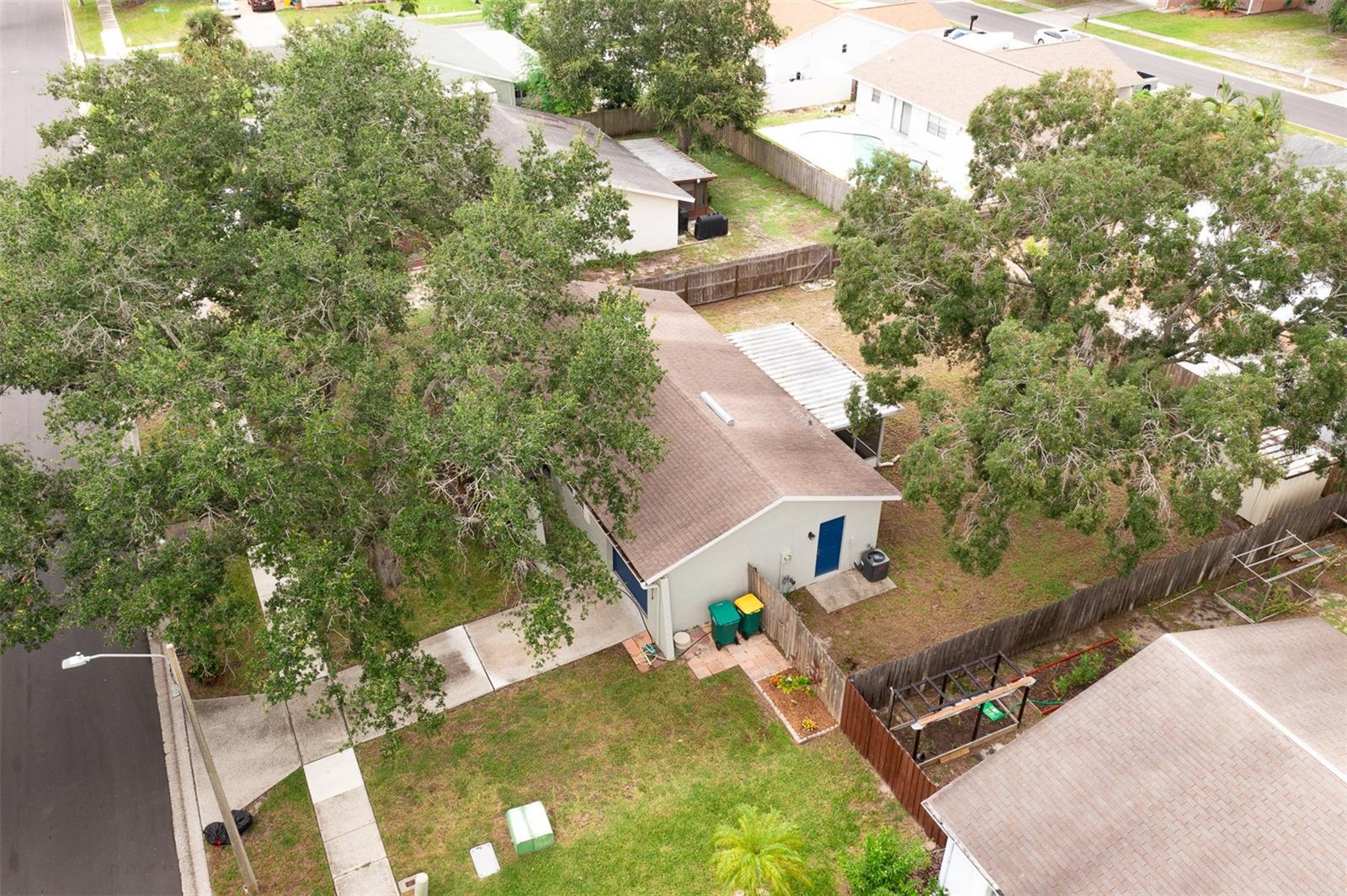 2613 Summit St Property Photo 15