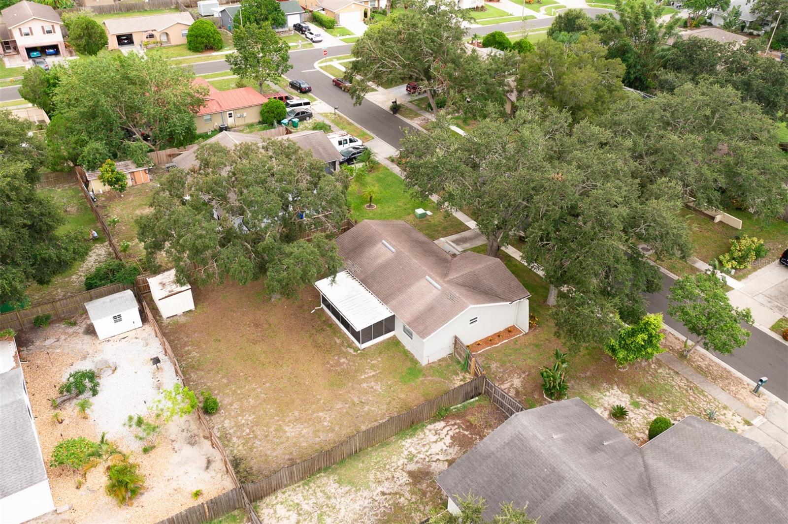 2613 Summit St Property Photo 16