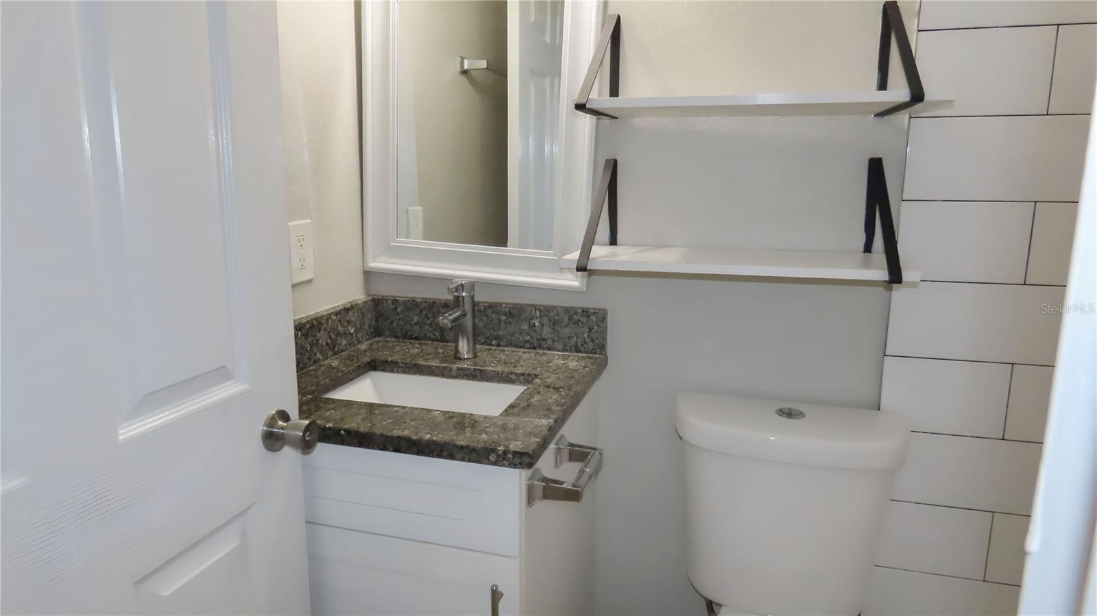 1241 Nicholson St Property Photo 19