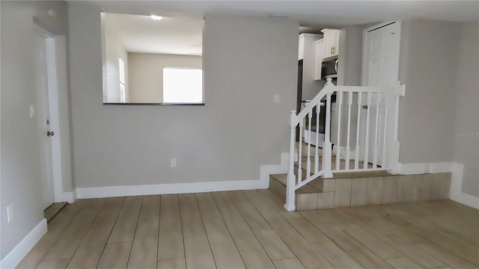 1241 Nicholson St Property Photo 28