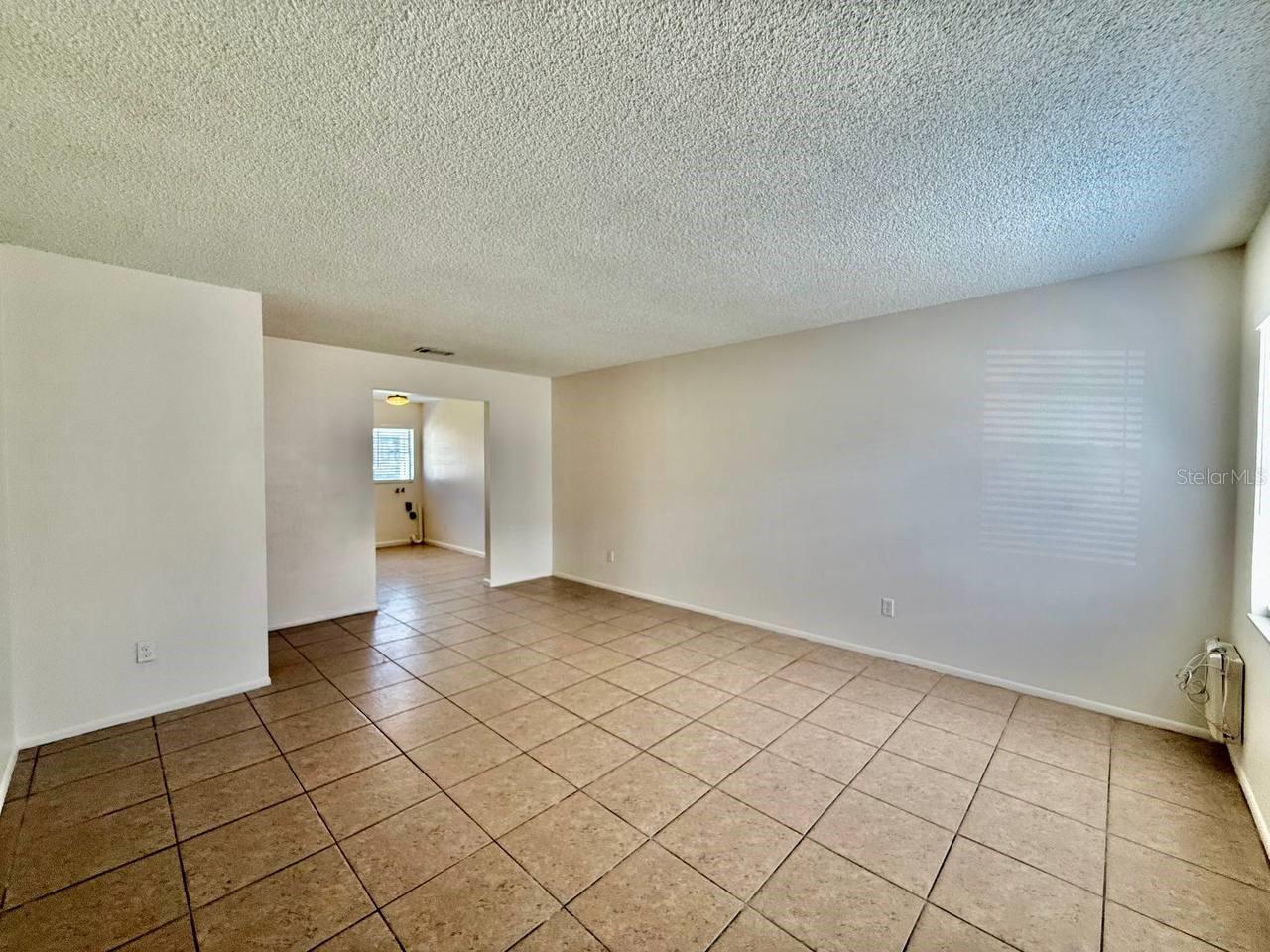 3107 W Marcum St #a Property Photo 8