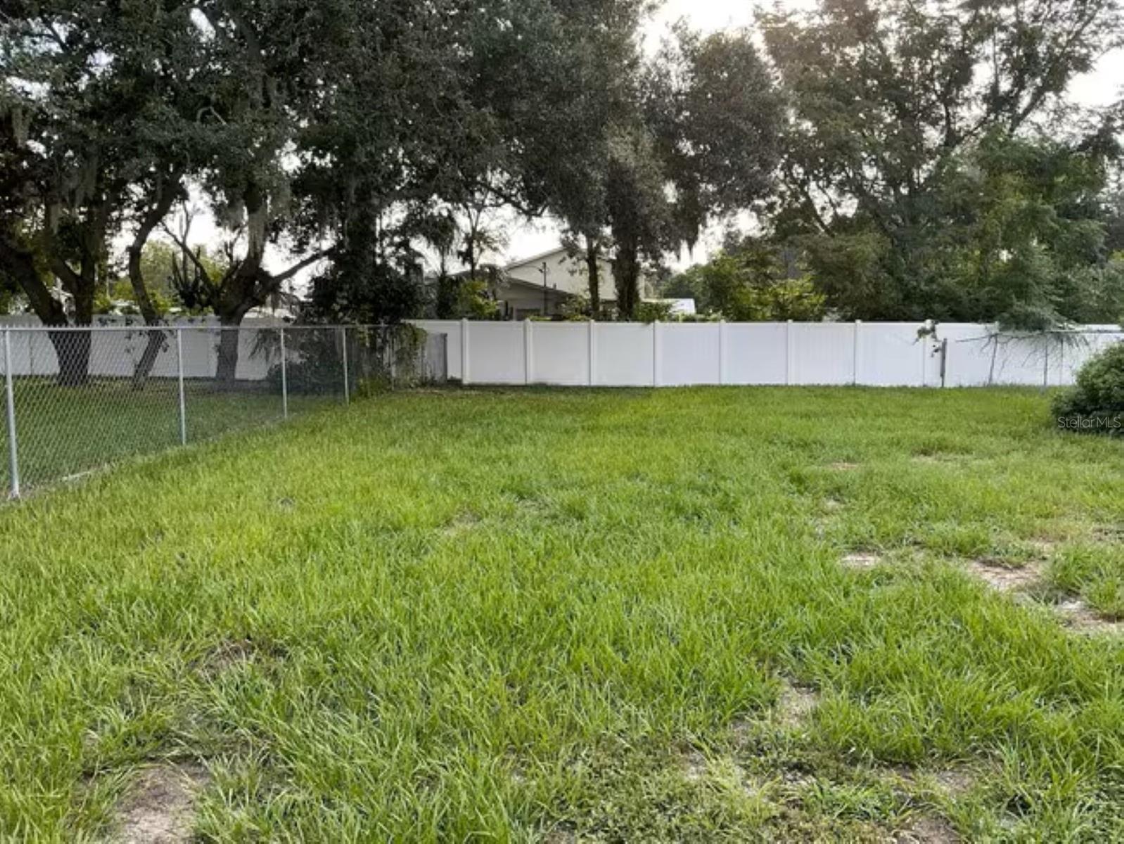 6907 Mathers Ln #b Property Photo 7