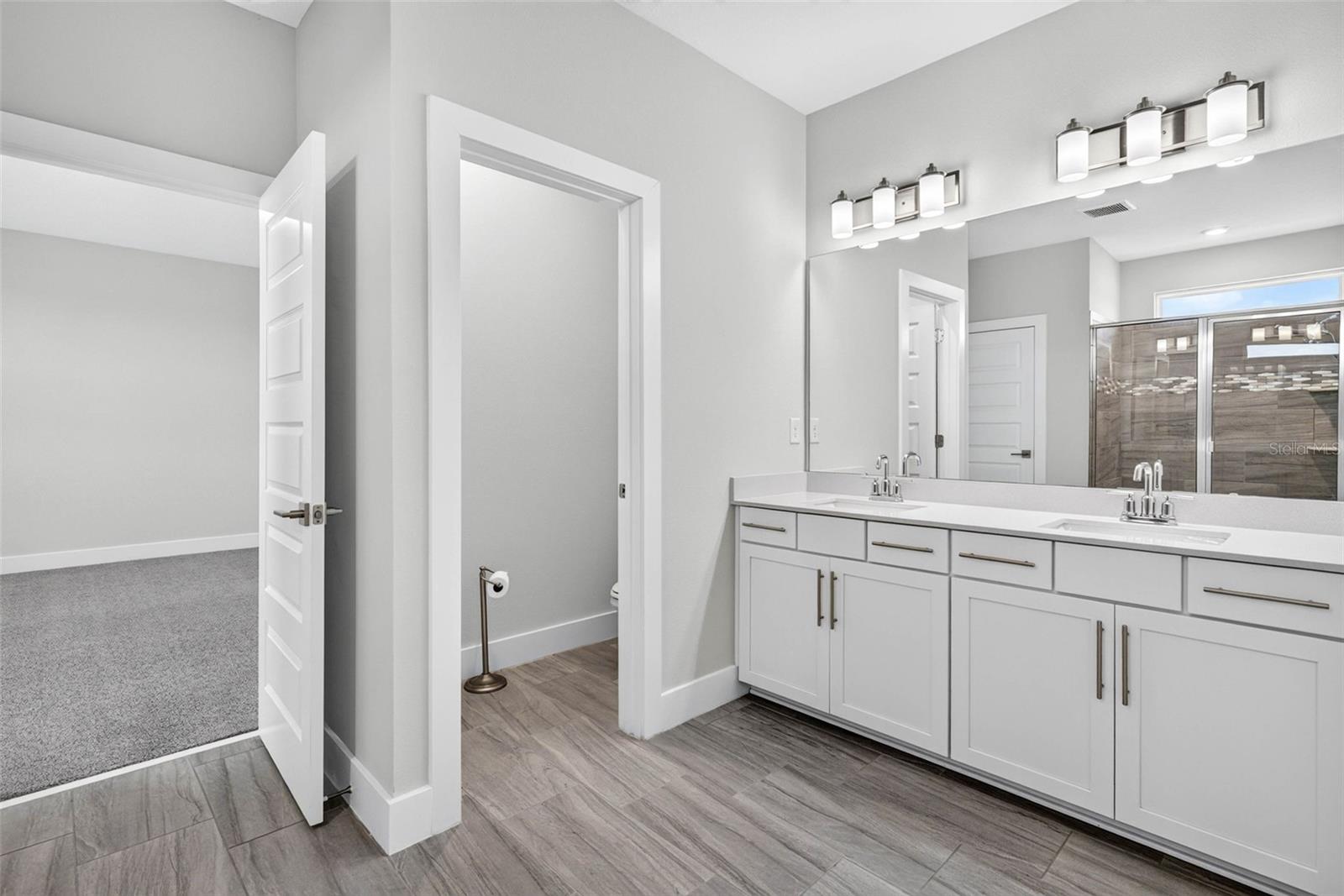 7182 Heron Walk Ln Property Photo 38