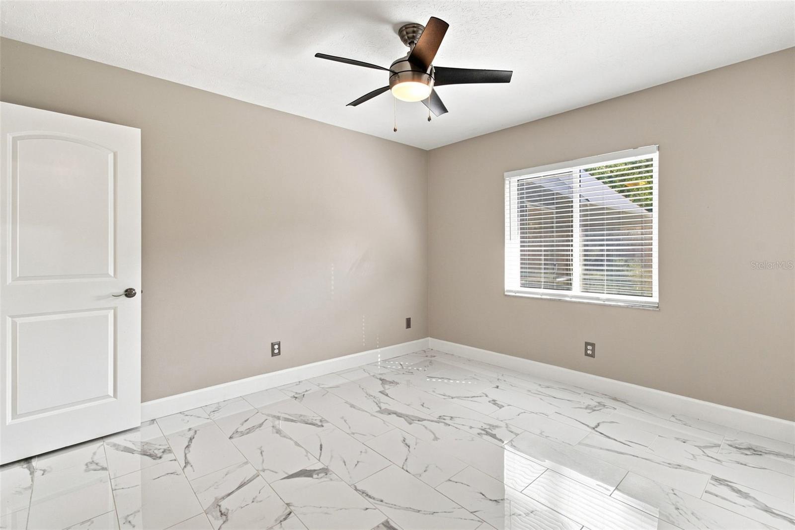 7233 Woodbrook Dr Property Photo 32