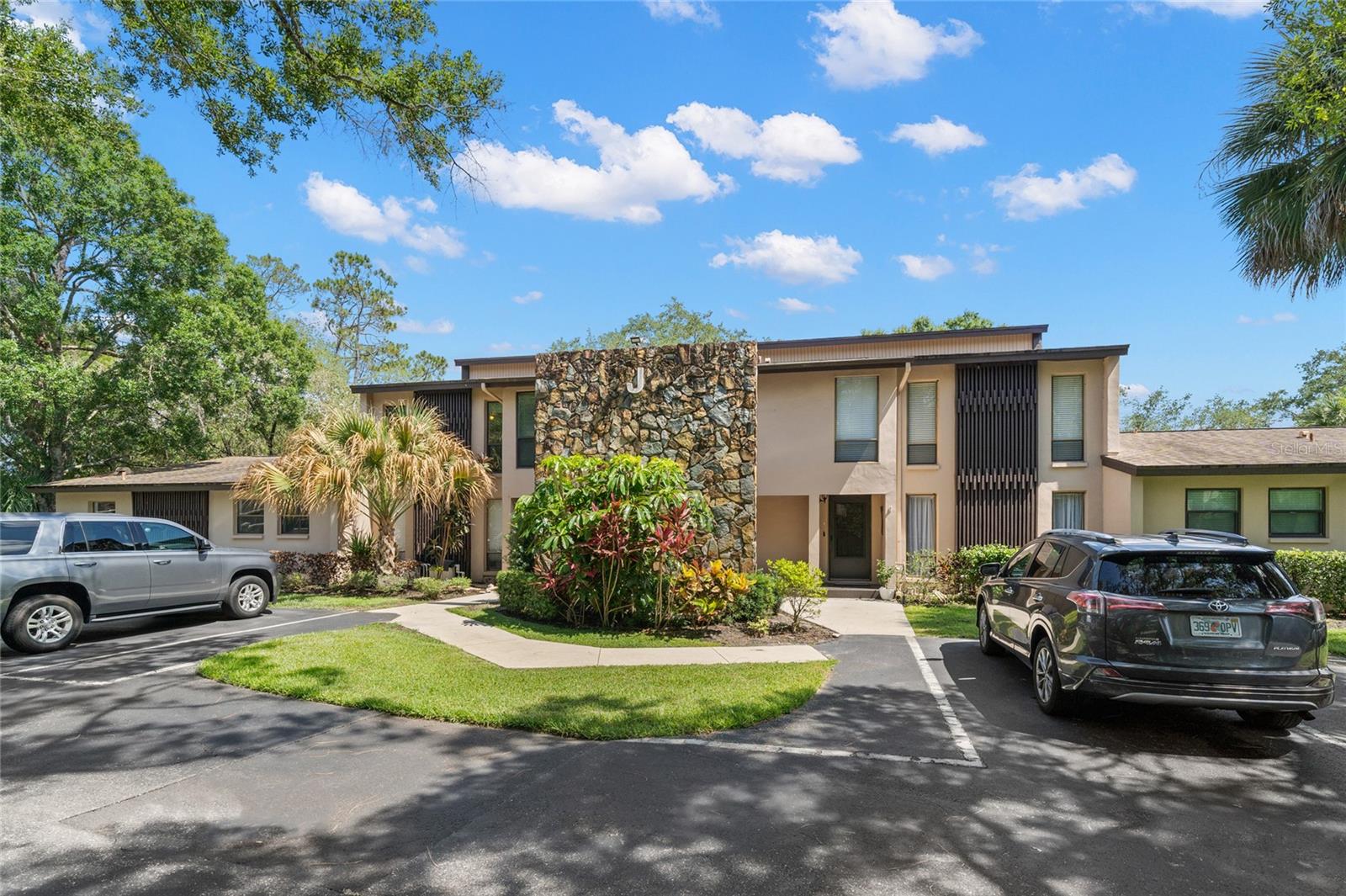 1400 Tarpon Woods Blvd #d5 Property Photo 1