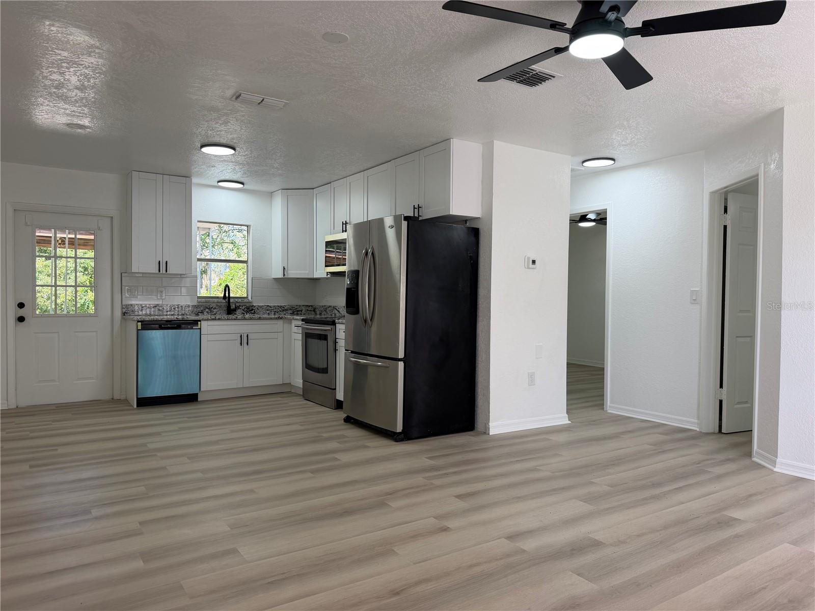 12022 Chuck Cir Property Photo 2