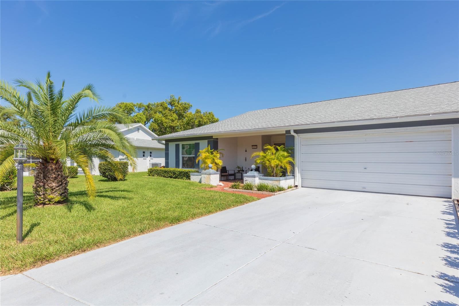 8423 Pebble Dr Property Photo 3