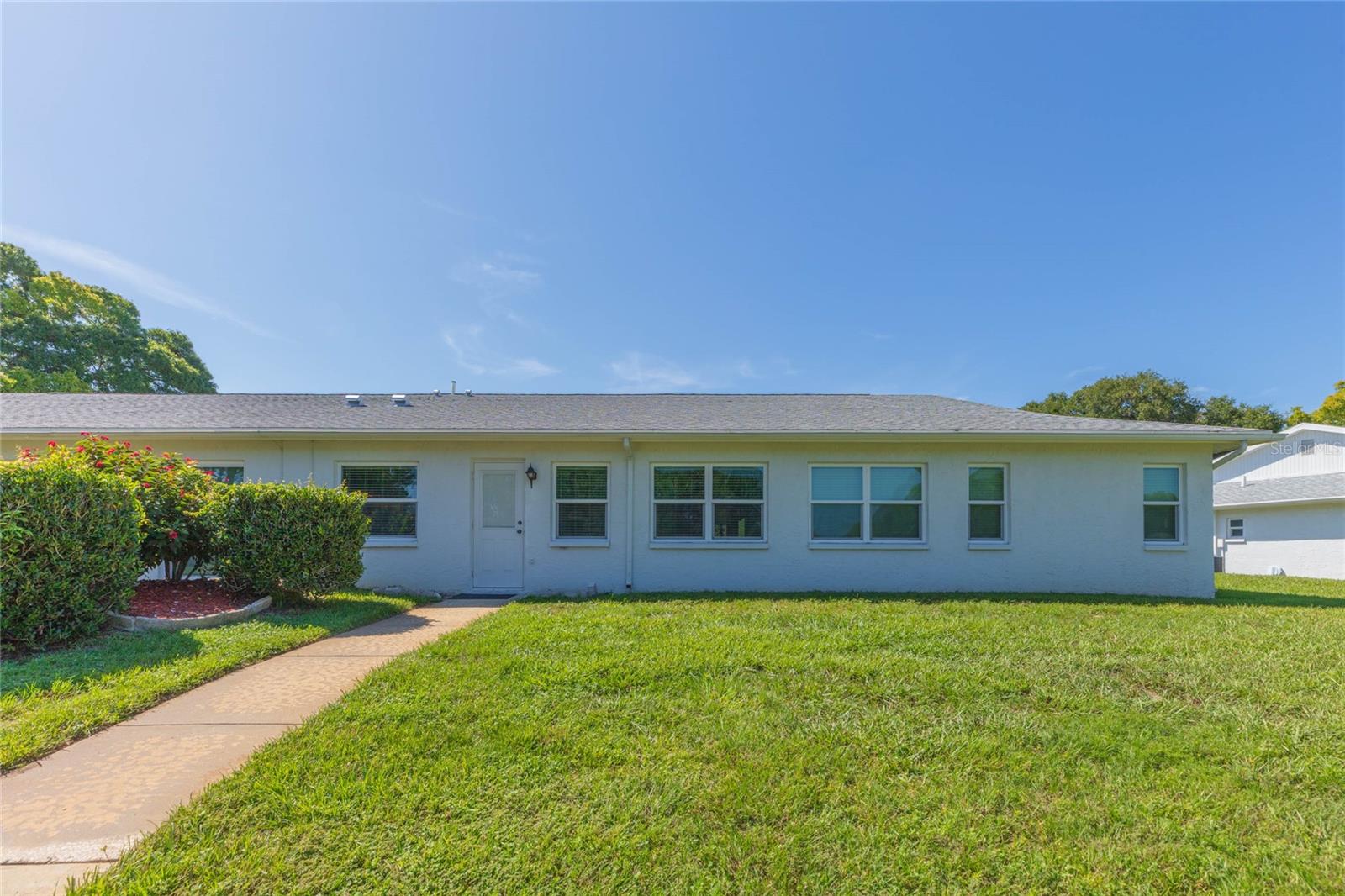 8423 Pebble Dr Property Photo 38