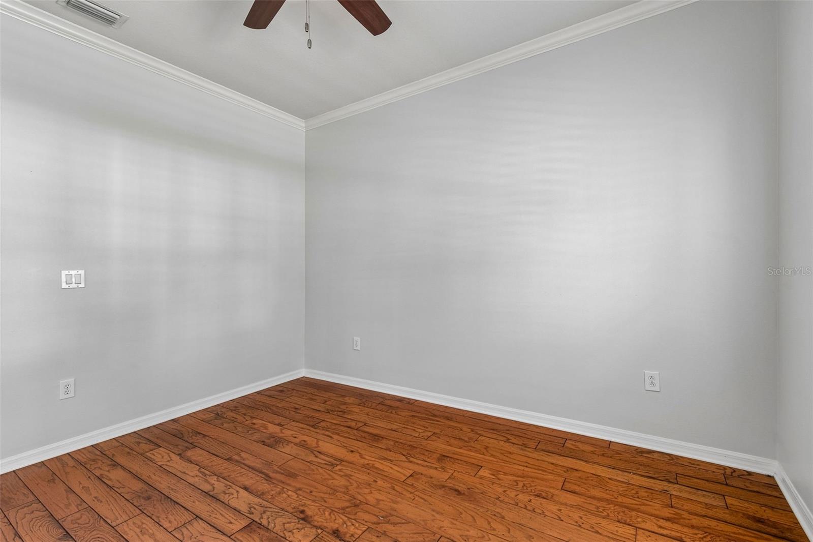 8523 Northton Groves Blvd Property Photo 9