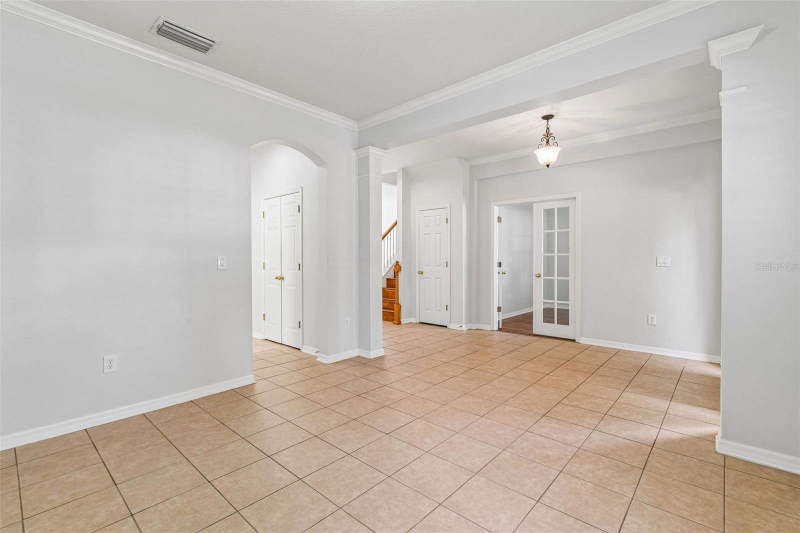 8523 Northton Groves Blvd Property Photo 13