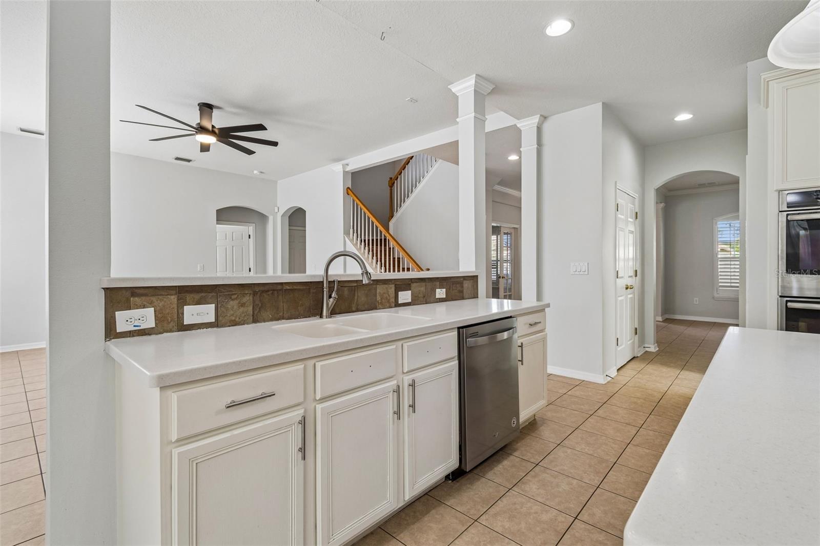 8523 Northton Groves Blvd Property Photo 18