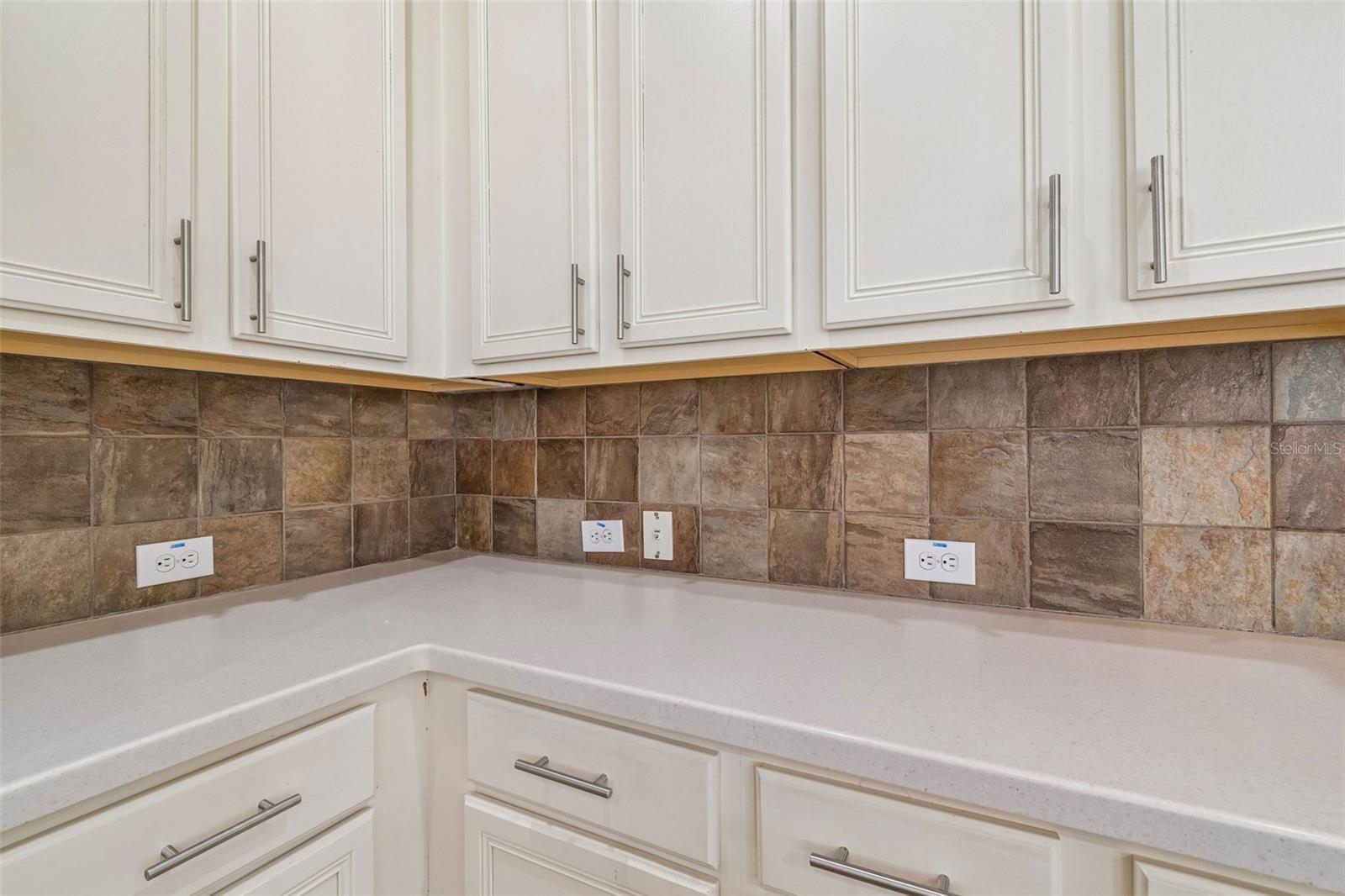 8523 Northton Groves Blvd Property Photo 21