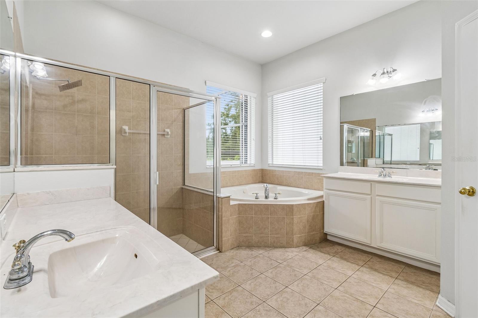 8523 Northton Groves Blvd Property Photo 44