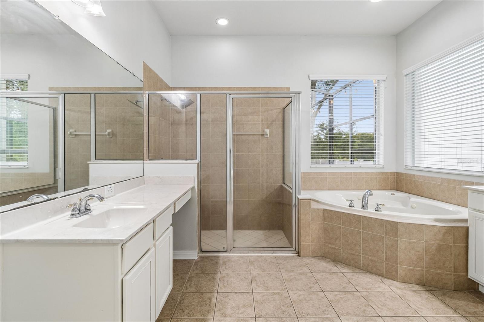 8523 Northton Groves Blvd Property Photo 49